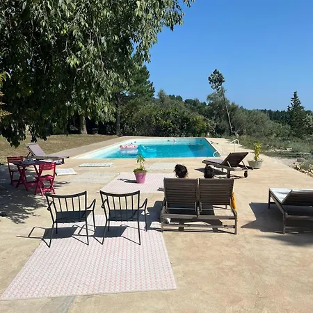 3 Pieces Au Dernier Etage Dans Bastide Grassoise * Grasse